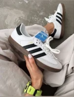 کتونی آدیداس سامبا سفید مشکی با رویه چرم و زیره آدامسی