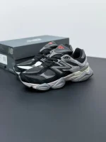 کتونی نیوبالانس 9060 به رنگ مشکی طوسی با طراحی مدرن و جذاب