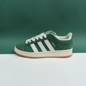 کتونی آدیداس کمپس با رویه جیر سبز و سه خط سفید کلاسیک