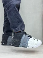 کتونی نایکی ایر آپتمپو tri-color با رنگبندی سفید، مشکی