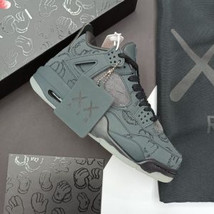 کتونی جردن 4 کاز