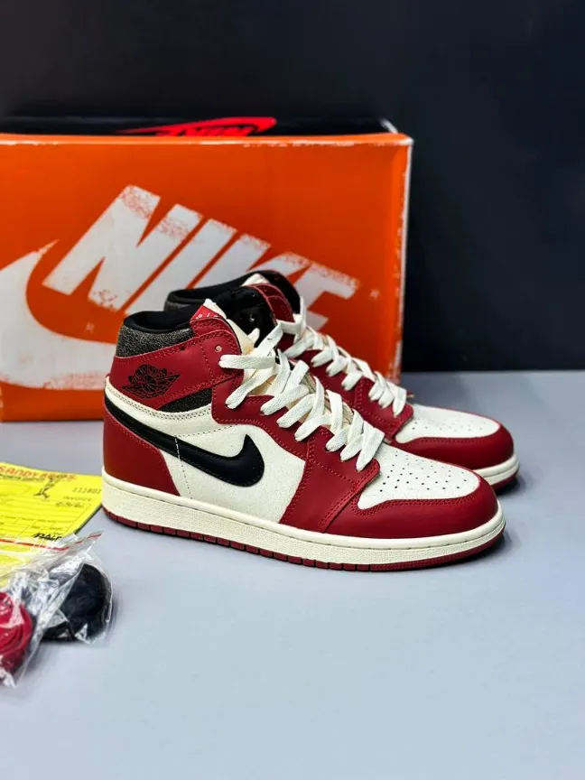 air-jordan1-chicago-lost&found کتونی ایر جردن 1 شیکاگو
