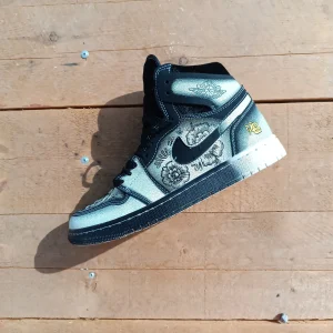 کتونی نایکی ایرجردن 1 CMFT با طراحی کلاسیک و فناوری Zoom Air برای راحتی بیشتر