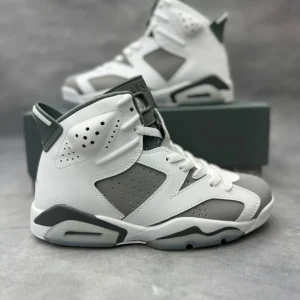 تصویر کتونی ایرجردن 6 کول گری با رنگ‌بندی سفید و طوسی و ساق بلند