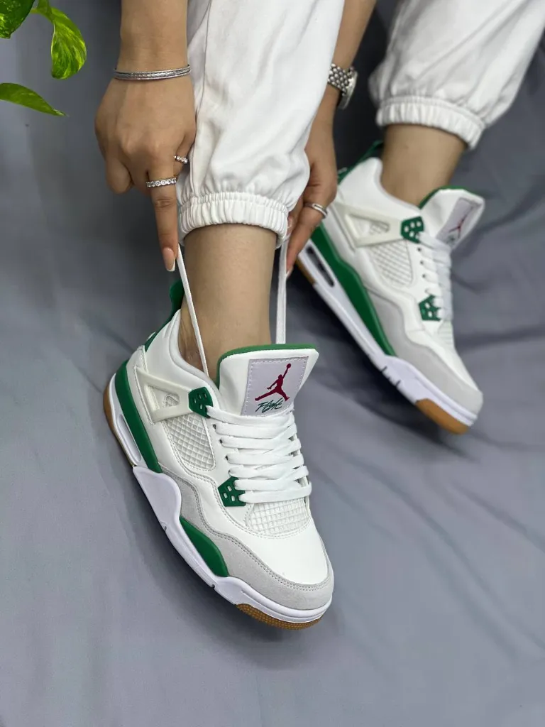 jordan4-pine-green کتونی نایکی ایر جردن 4 مدل Pine Green با ترکیب رنگ سفید و سبز کاج