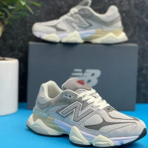 ونی نیوبالانس 9060 به رنگ خاکستری Rain Cloud با طراحی مدرن و راحت
