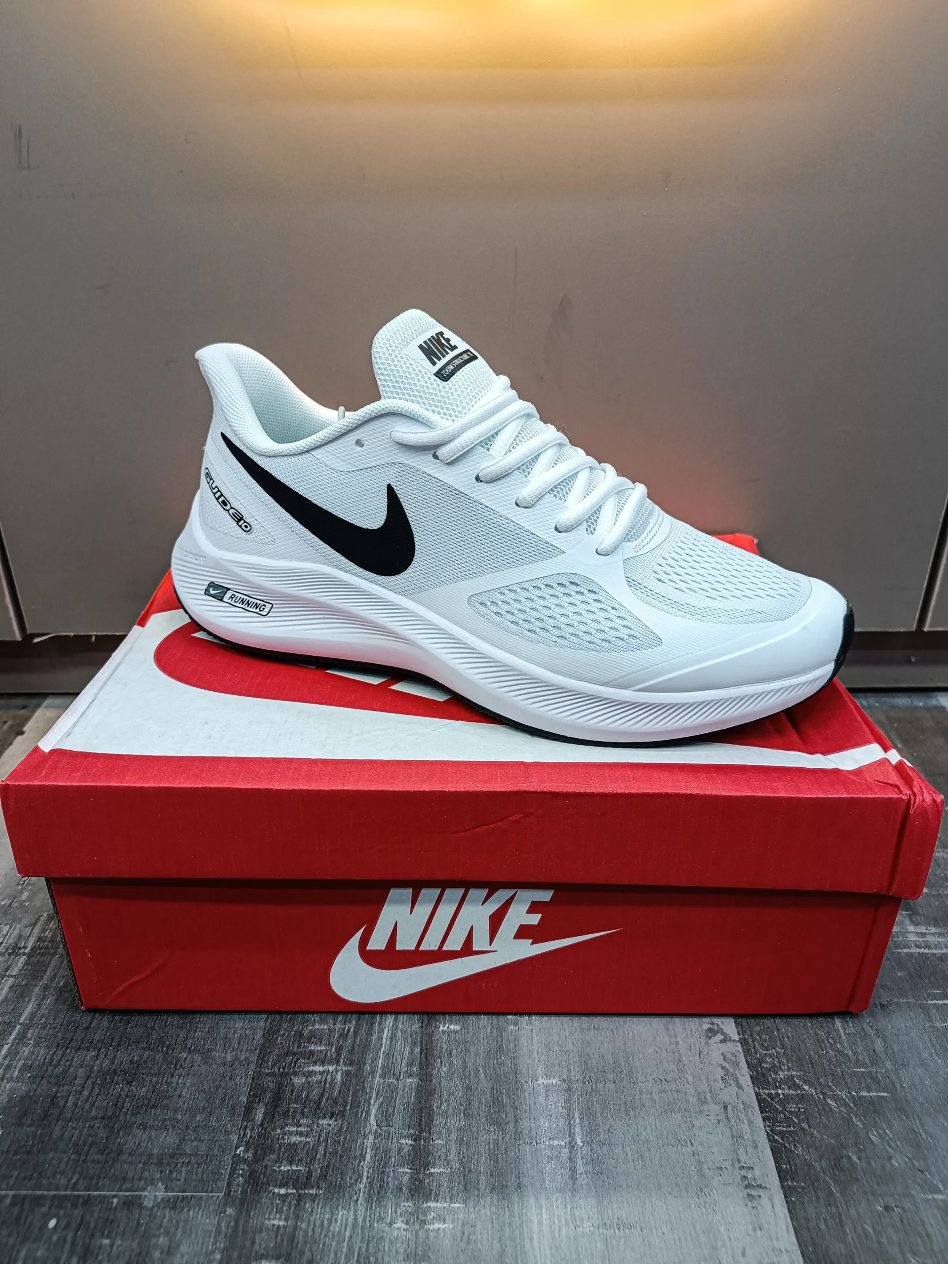 nike-guide کتونی نایکی گاید سفید تیک مشکی