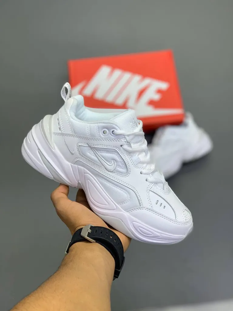 nike-tekno (3) کتونی رانینگ نایکی M2K تکنو سفید با طراحی مدرن و راحت برای استفاده روزانه