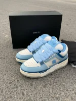 کتونی امیری ام ای ۱ آبی روشن با رویه چرم و زیره ضخیم