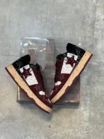 کتونی کالیکستو اسکیتسواری شرابی با رویه چرم و طراحی ستارهای