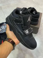 کتونی جردن جامپمن بلک فانتوم با رویه چرم و طراحی مشکی مرموز