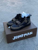 کتونی نایکی جردن جامپمن موکا قهوه‌ای تیره با لوگوی Jumpman و زیره Air