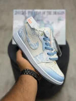 کتونی جردن ۱ لو سال اژدها با رویه چرم سفید و روکش سبز اژدهایی