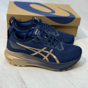 کتونی اسیکس ژل کایانو ۳۱ پلاتینوم آبی با رویه مش و زیره PureGEL