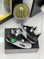 کتونی ایر جردن 4 مدل فیر پک با طراحی اسپرت و رنگبندی جذاب