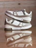 کتونی LouisVuitton Trainer Grey