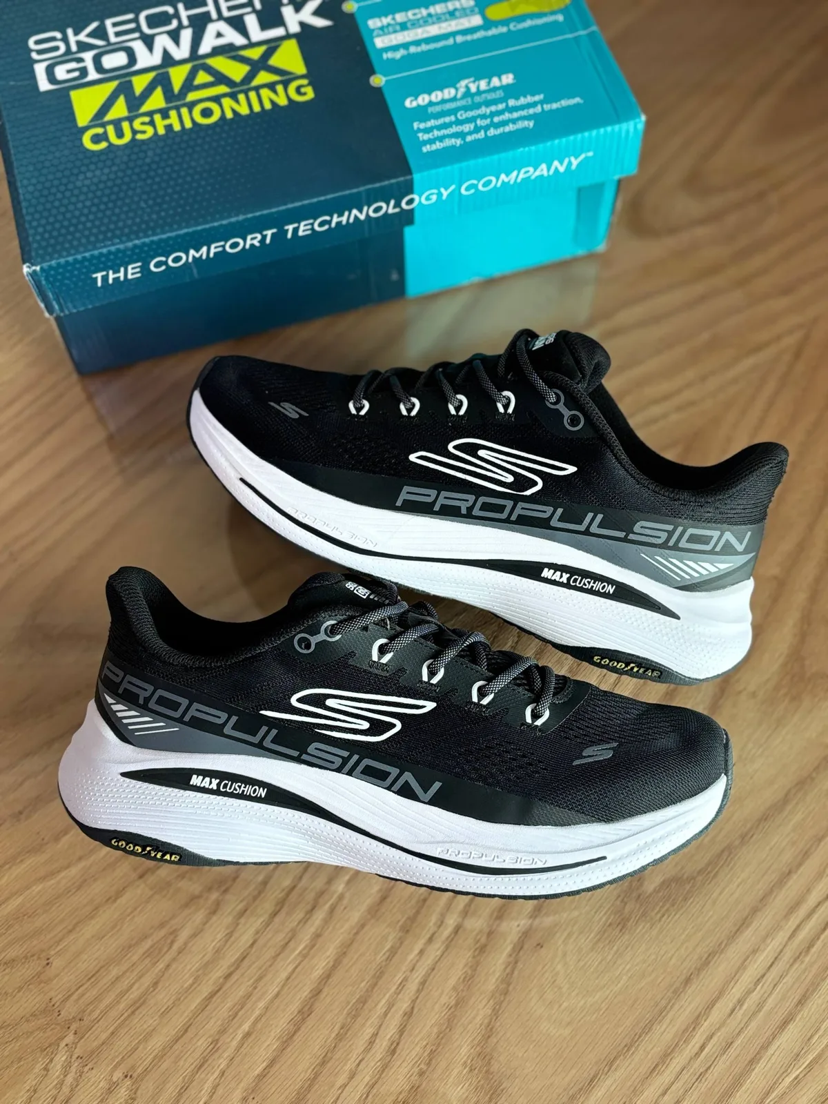 skechers-skechers-max-cushioning-size-37-45-422ed22266 کتونی Skechers Max Cushioning